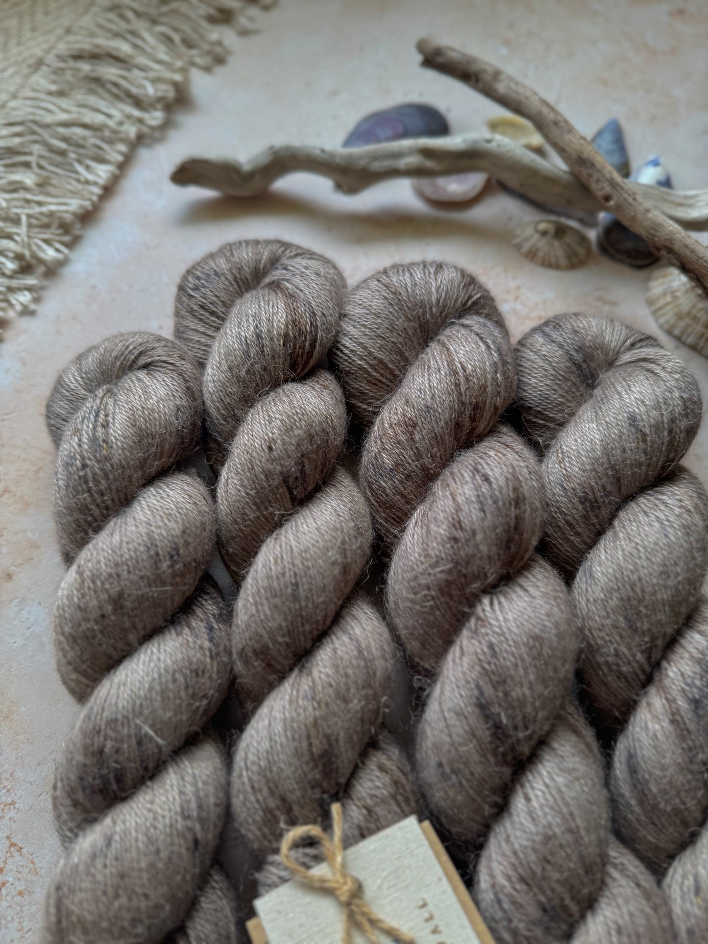 Shingle - Linen Fingering