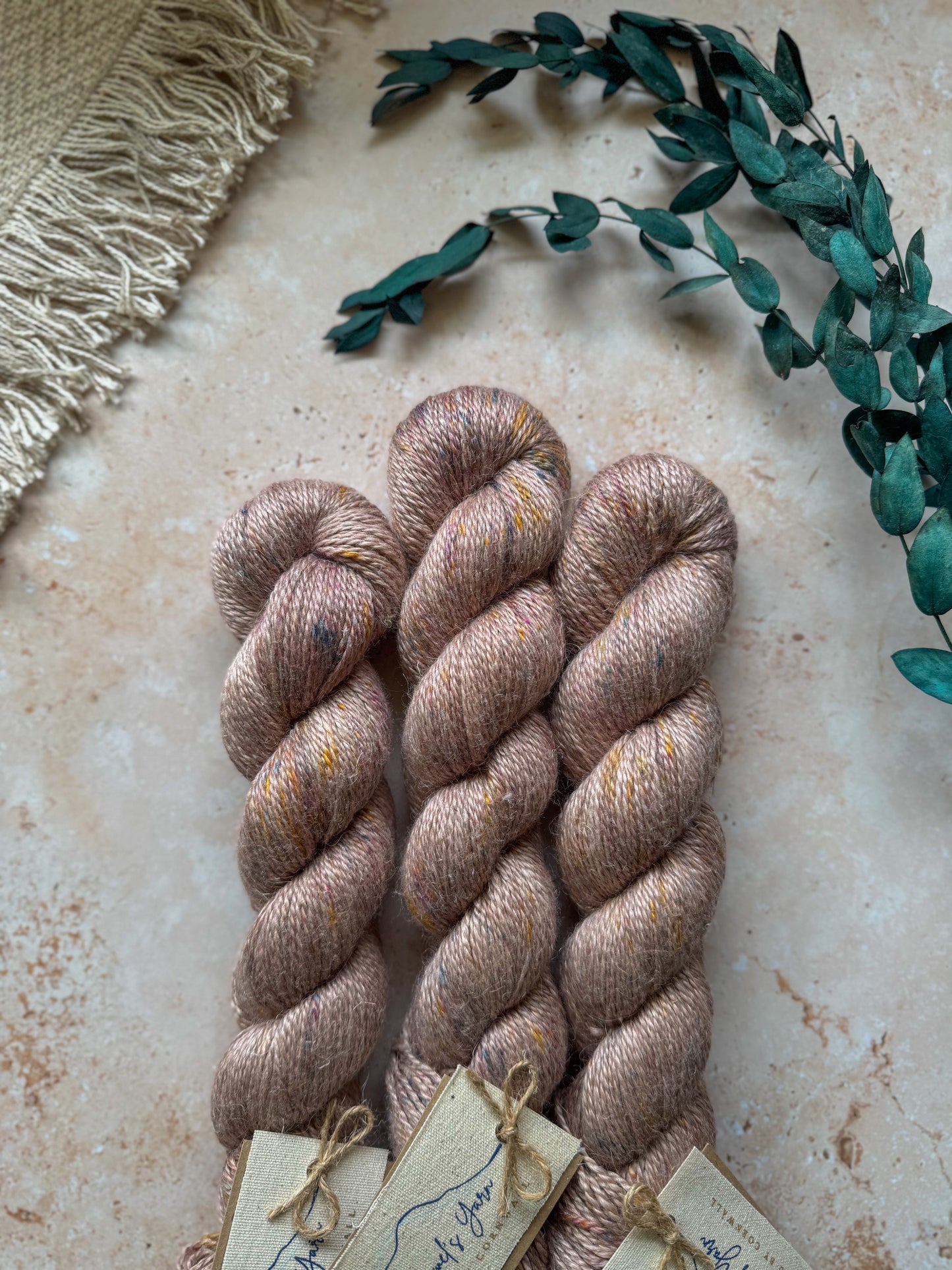 Corallina - Linen DK