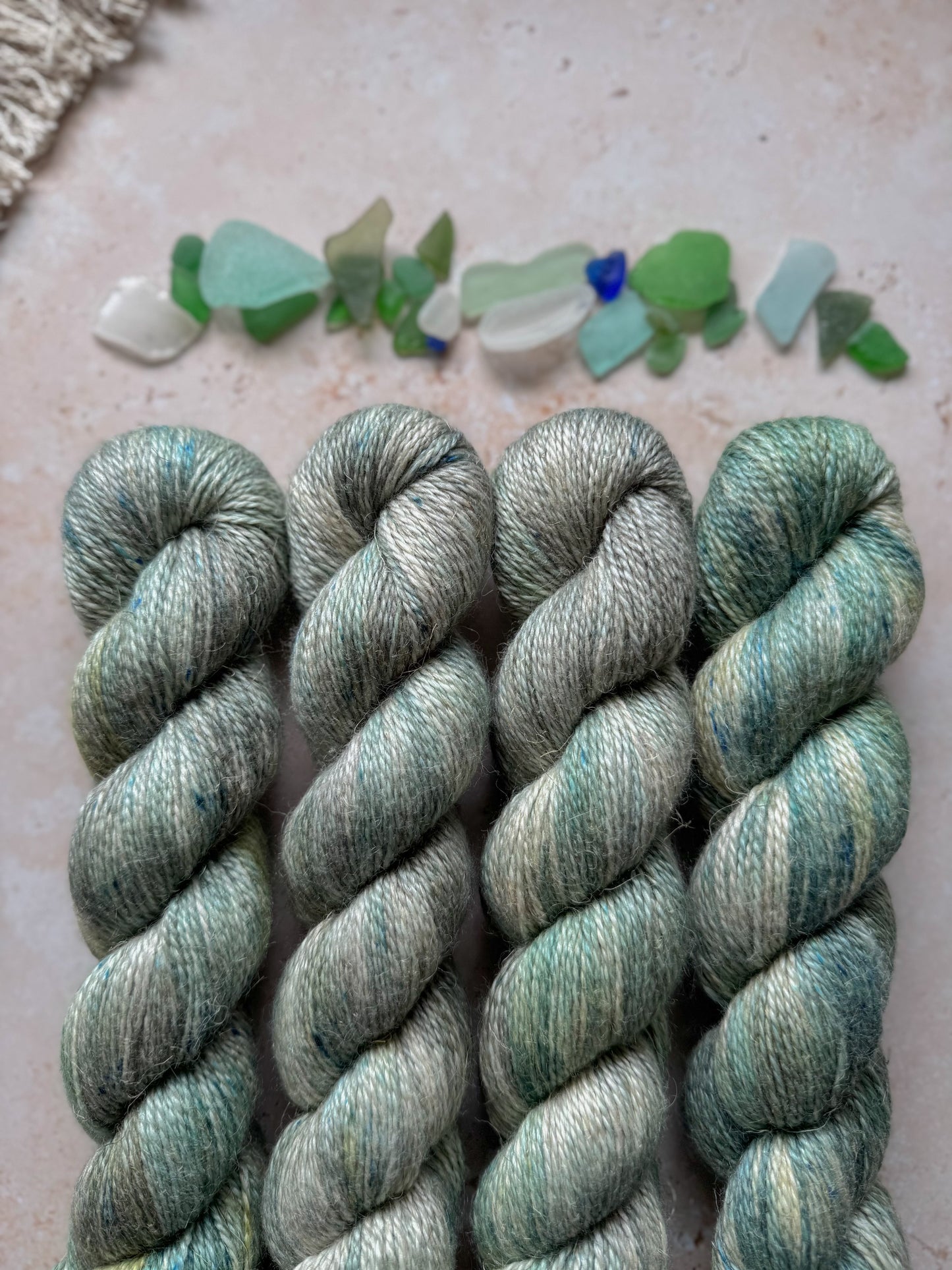 Salt-etched Sea Glass - Linen DK