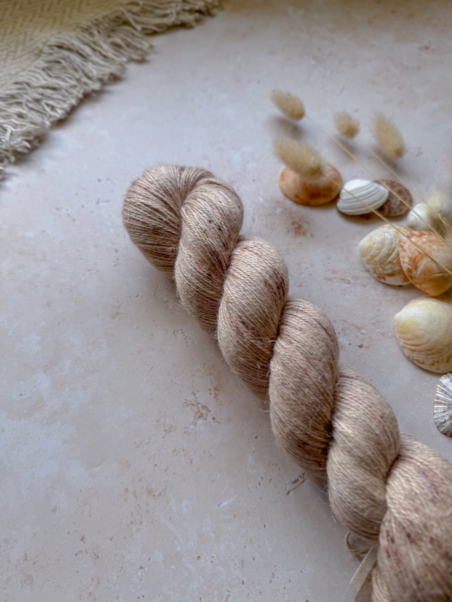 Cones and Volutes - Linen Fingering