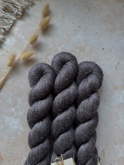 Portent of a Storm - Linen DK