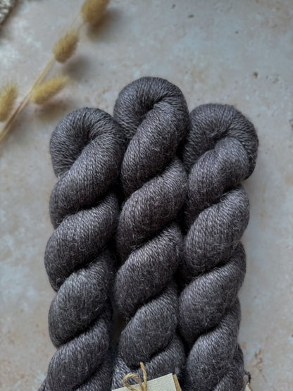 Portent of a Storm - Linen DK