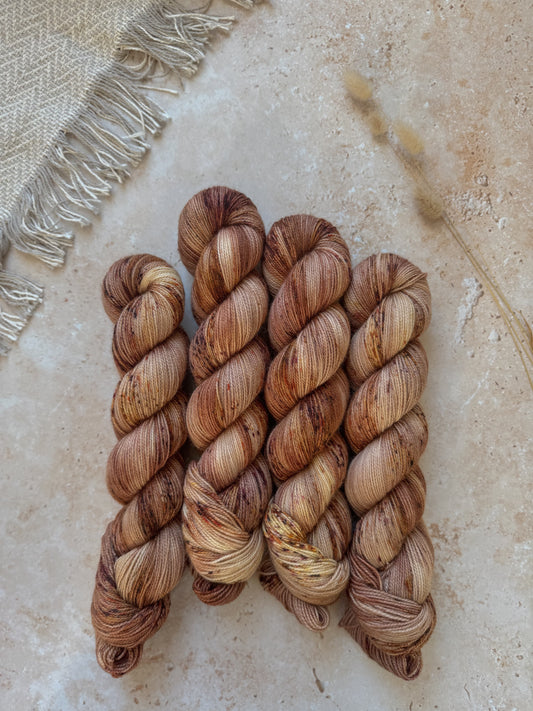 Kelp and Wrack - BFL Twist Sock
