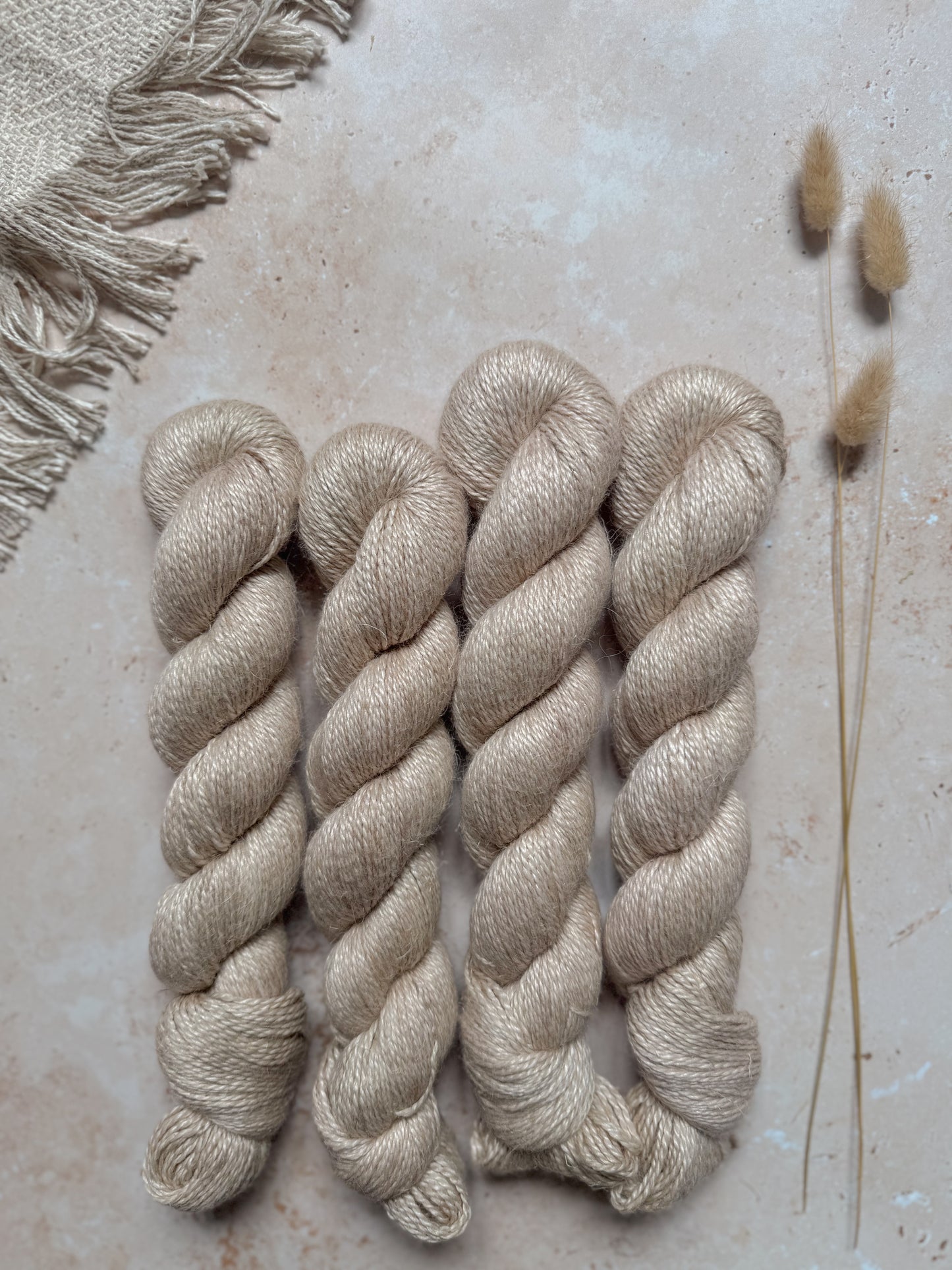 Blank Canvas - Linen DK