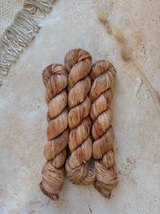 Kelp and Wrack - Linen DK